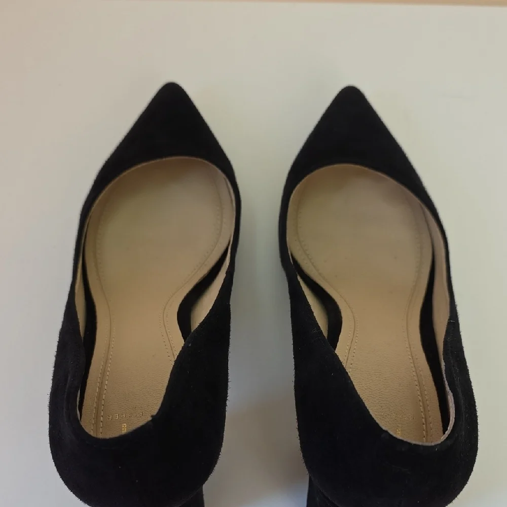Marc Fisher Black Suede Heels.  Size 7 1/2 - Picture 7 of 12